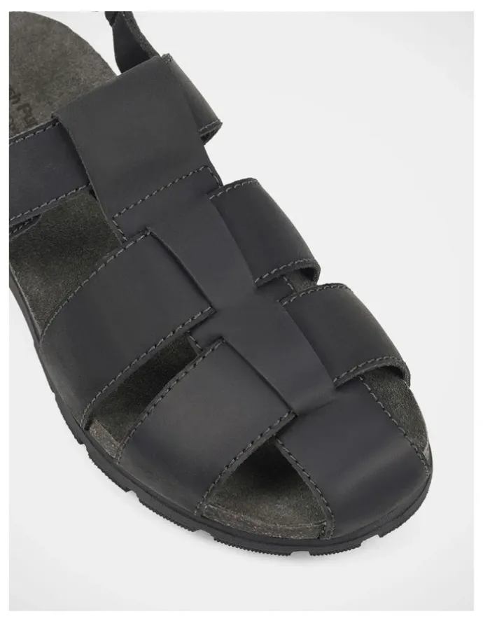 Hush Puppies Seth Sandals in Black