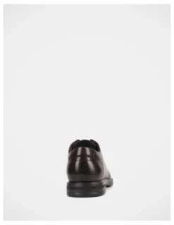 Hush Puppies Unify Shoes in Brown