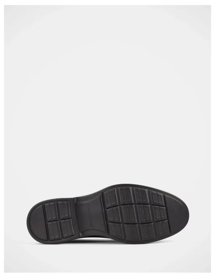 Hush Puppies Upbeat Shoes in Brown