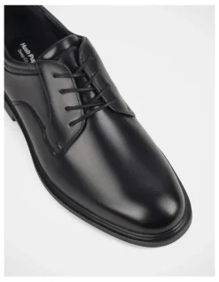 Hush Puppies Zone Shoes in Black