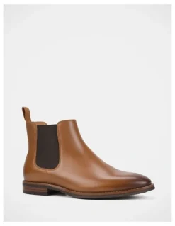 Hush Puppies Banjo Boots in Cognac
