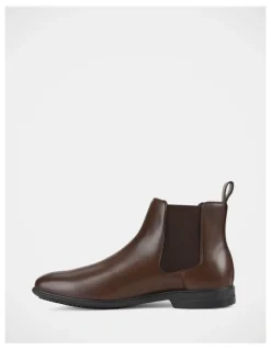 Hush Puppies Cambridge Boots in Chestnut