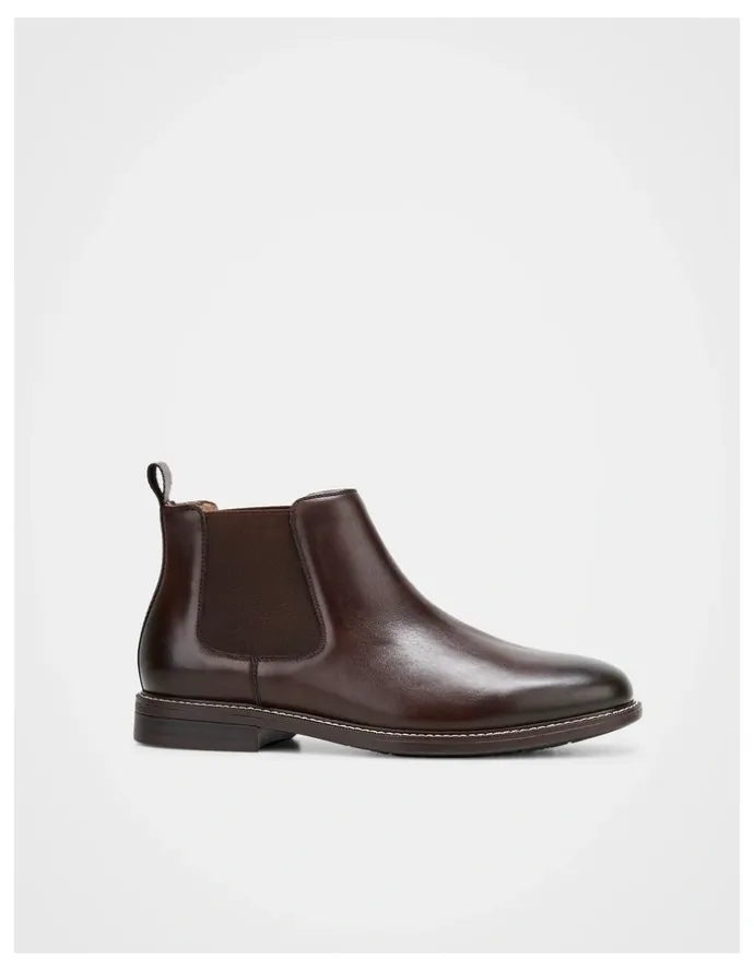 Hush Puppies Hanger Boots in Brown