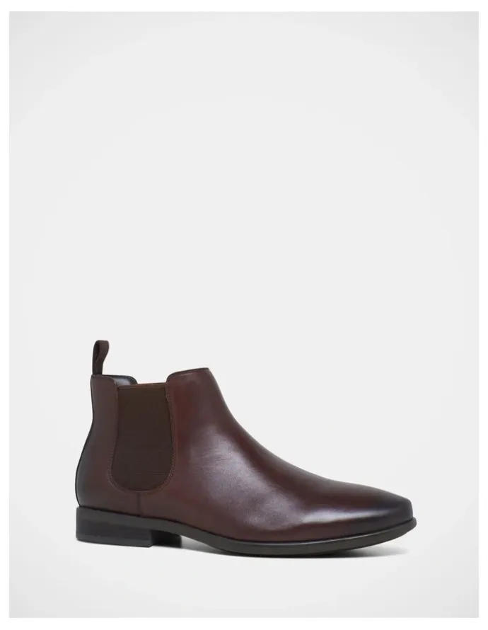 Hush Puppies Norris Boots in Brown