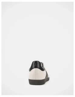 Hush Puppies Trackside Sneakers in White