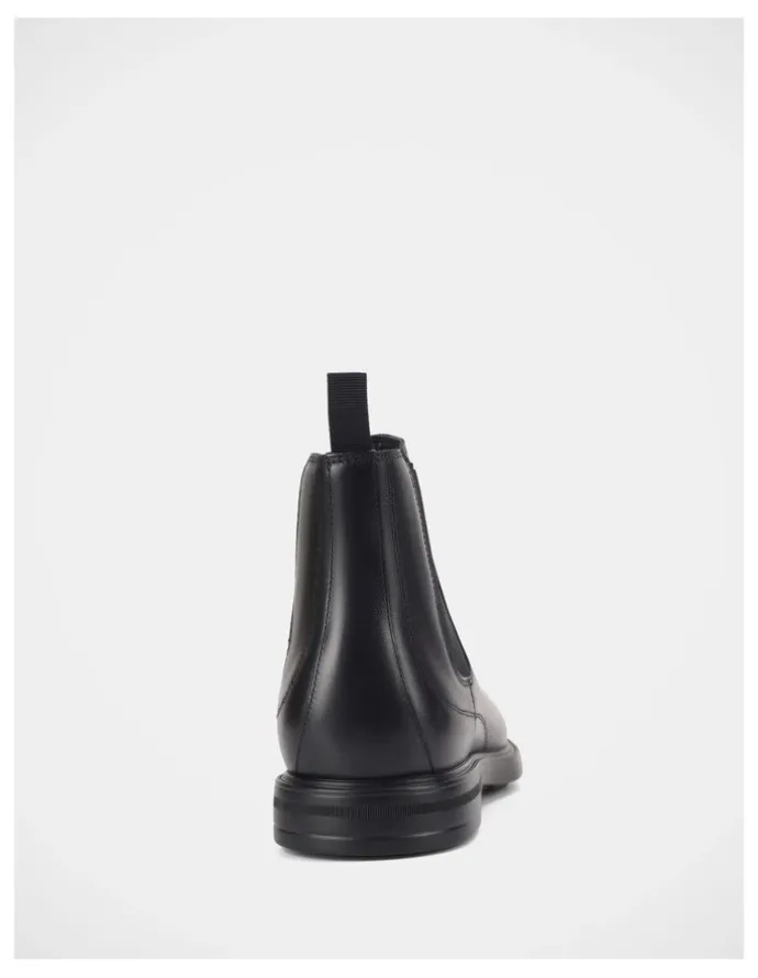 Hush Puppies Upheld Boots in Black