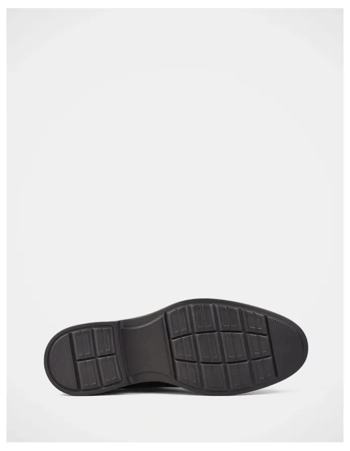 Hush Puppies Upheld Boots in Brown