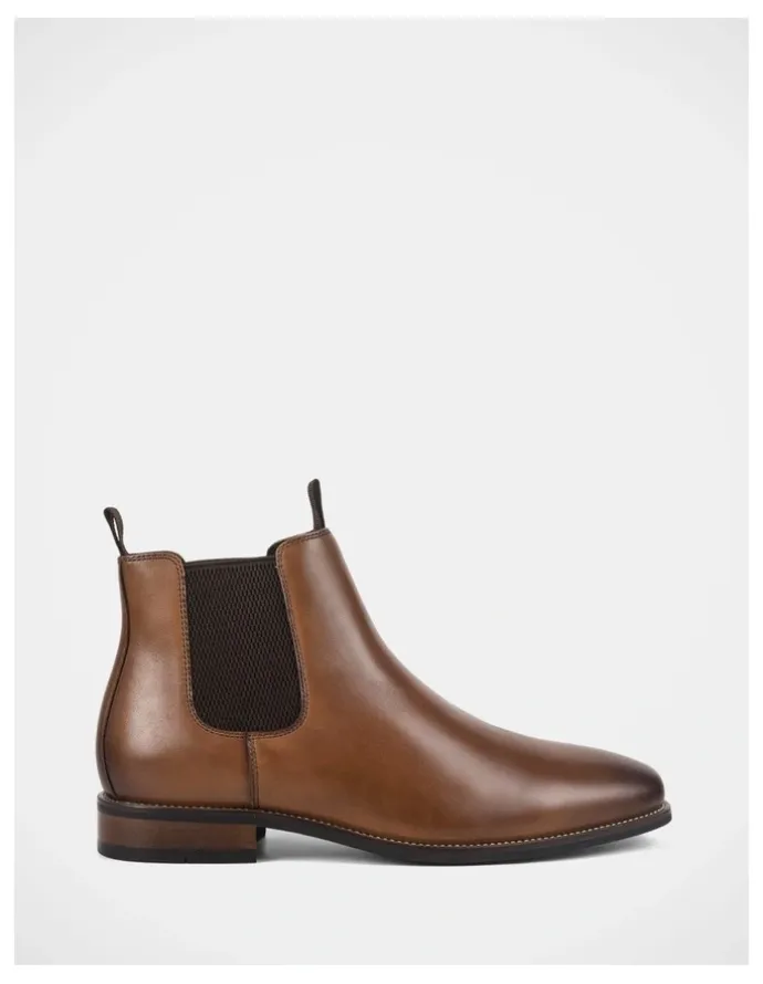 Hush Puppies Wisconsin Boots In Cognac Burnish