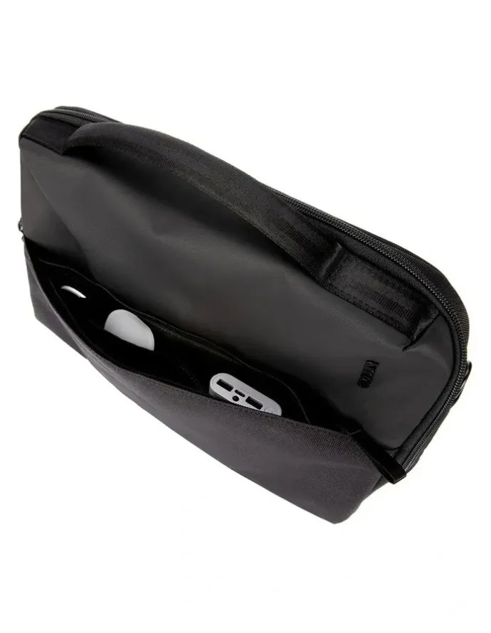 Incase A.R.C. Brief INCO100736-BLK in Black