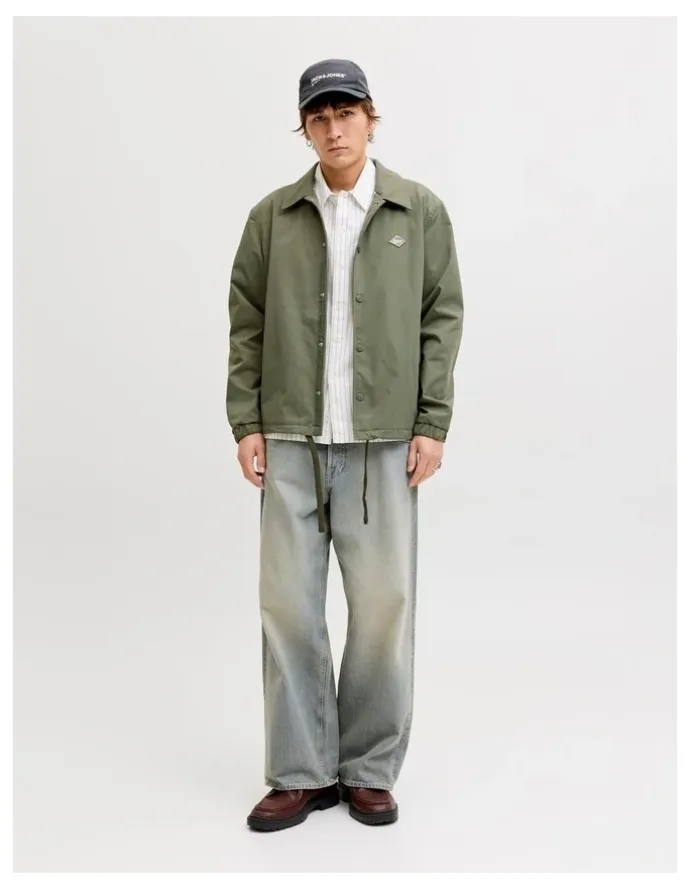 Jack & Jones Catskills Coach Jacket in Green