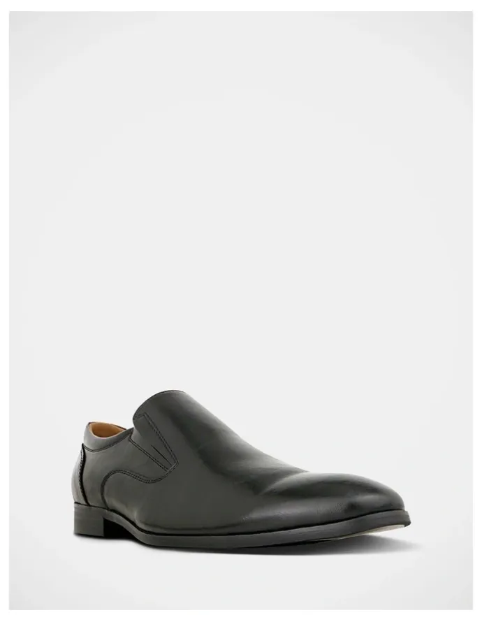 JM Thirty 3 Finland Shoes in Black