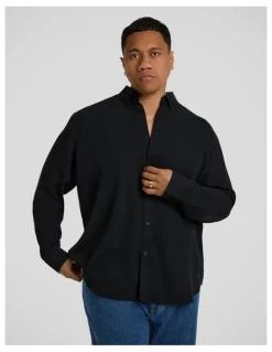 Johnny Bigg Bobby Relaxed Viscose Shirt in Black