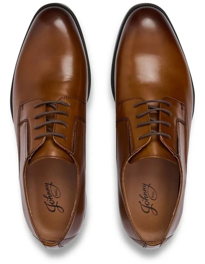 Johnny Bigg Bourne Dress Shoes in Tan