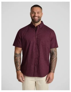 Johnny Bigg Butler Stretch Shirt in Burgundy