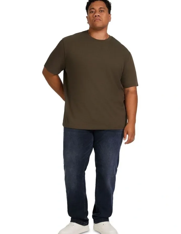 Johnny Bigg Classic Heavy Weight Tee in Olive