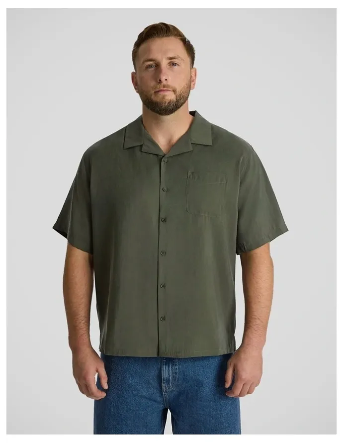 Johnny Bigg Lando Boxy Fit Shirt in Olive