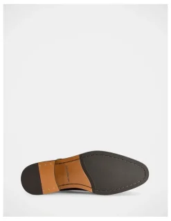 Julius Marlow Balwyn Dress Shoe in Brown