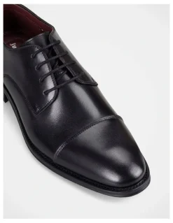 Julius Marlow Bay Dress Shoe in Black