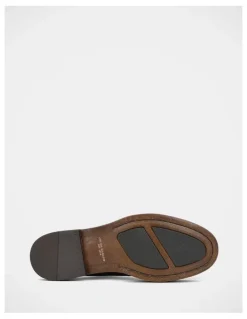 Julius Marlow Bold Shoes In Mocha