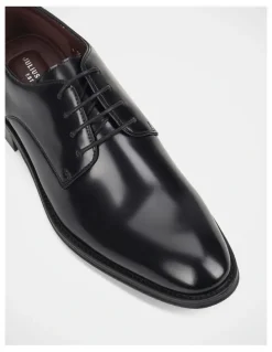 Julius Marlow Bourke Shoes in Black