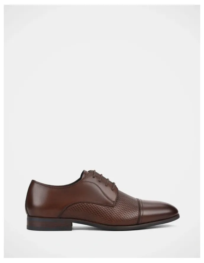 Julius Marlow Helix Shoes in Chestnut