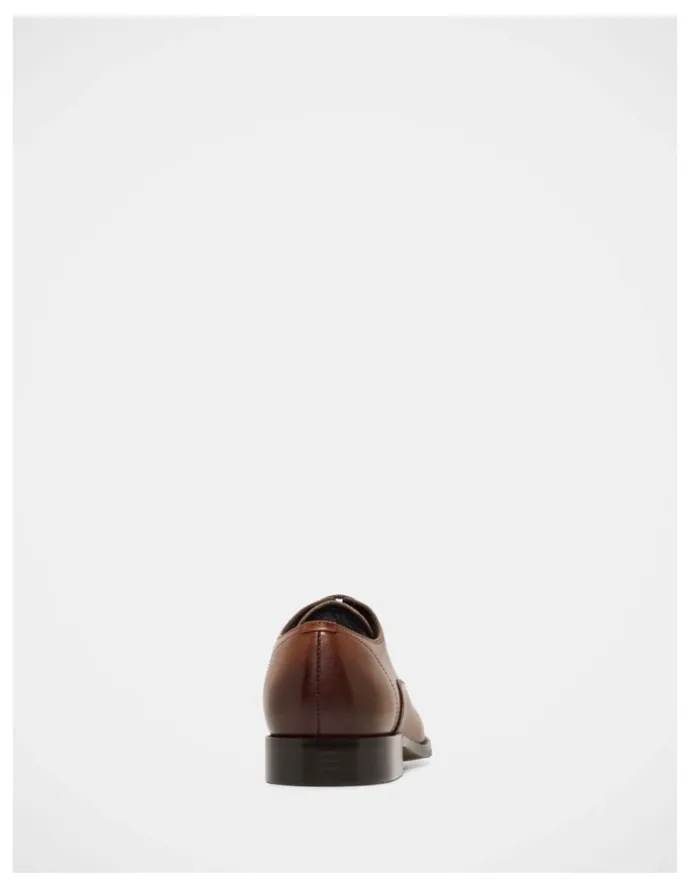 Julius Marlow Joust Dress Shoe in Dark Tan