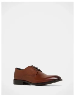 Julius Marlow Joust Dress Shoe in Dark Tan