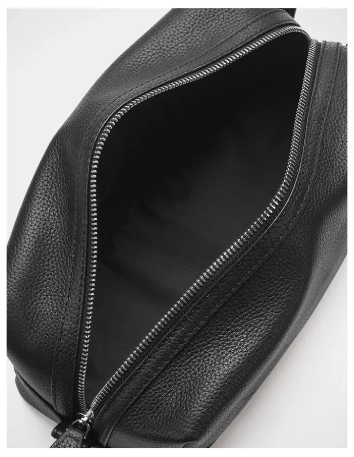 Julius Marlow Leather Toiletry Bag In Black