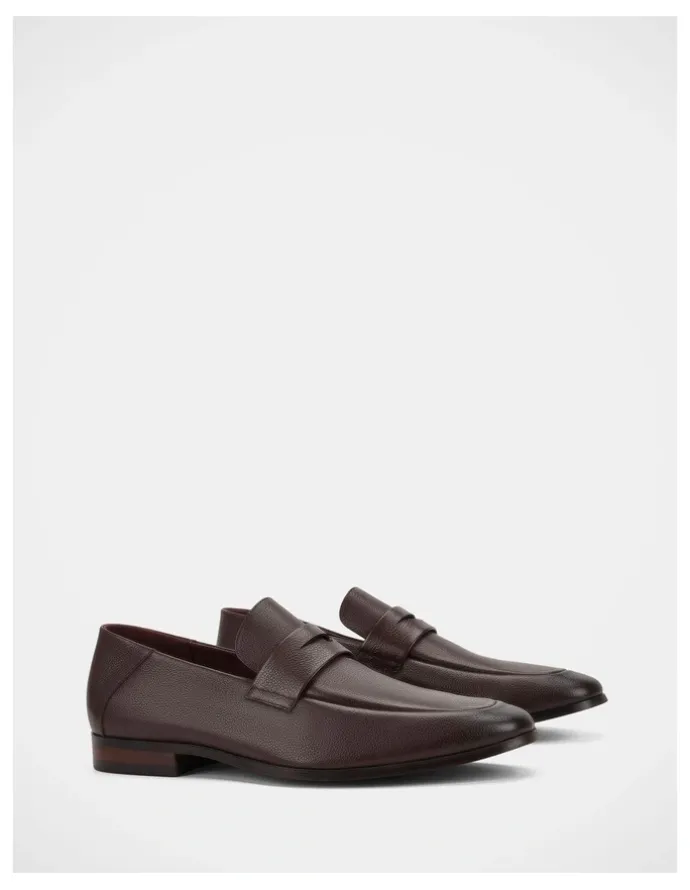 Julius Marlow Luxe Shoes in Brown