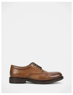 Julius Marlow Quill Shoes in Brown