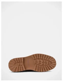 Julius Marlow Yonder Shoes in Tan