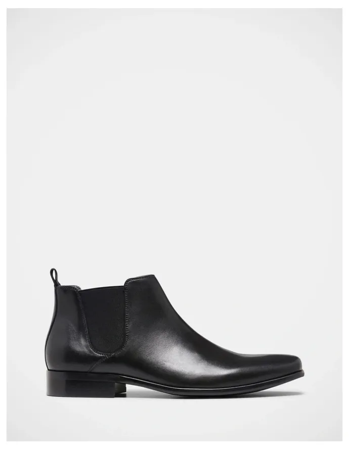 Julius Marlow Kick Chelsea Boot in Black