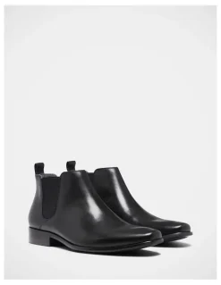 Julius Marlow Kick Chelsea Boot in Black