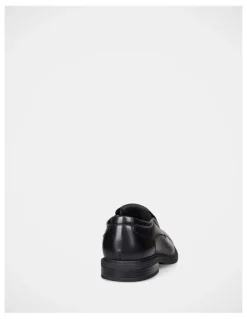Julius Marlow Waiver Shoe in Black