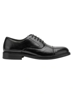 Kenneth Cole Lawstin Dress Shoes in Black