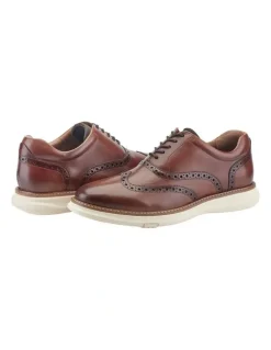 Kenneth Cole Lendal Wingtip Oxford Shoes in Brown