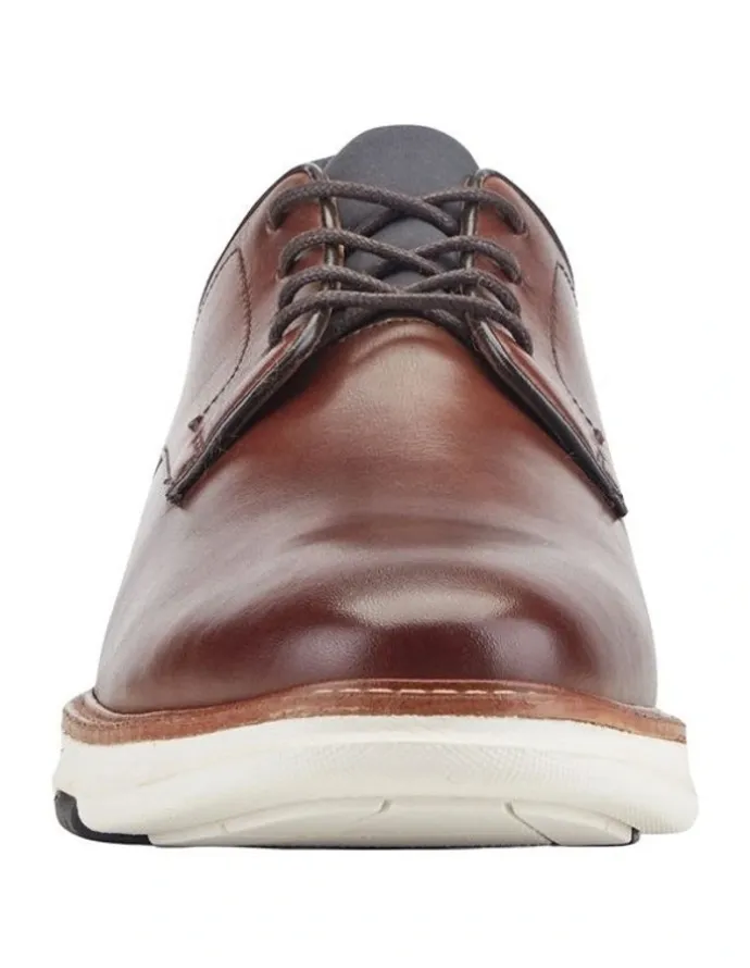 Kenneth Cole Luke Lace-Up Shoes in Brown