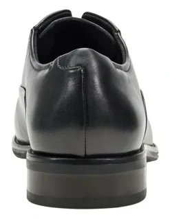Kenneth Cole Tully Cap Toe Oxford in Black