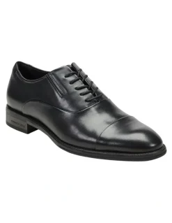 Kenneth Cole Tully Cap Toe Oxford in Black