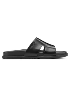 Kenneth Cole Willy Sandal in Black