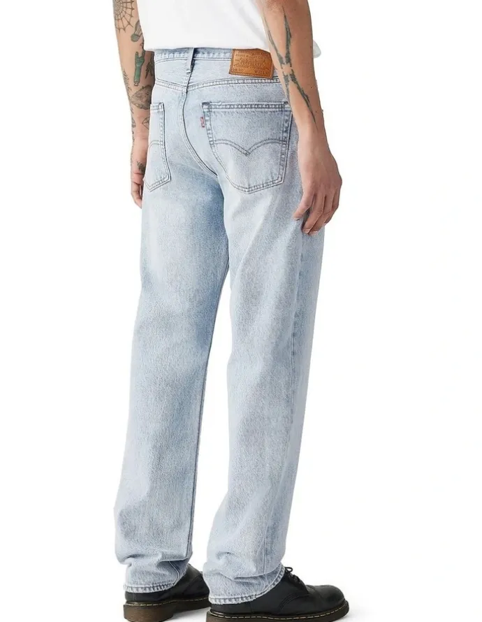 Levi's 555 Relaxed Straight Jeans in Baby Blue Essentials