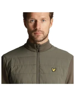 Lyle & Scott Baffle Quilted Quarter Zip Golf Midlayer Jacket in Cactus Green