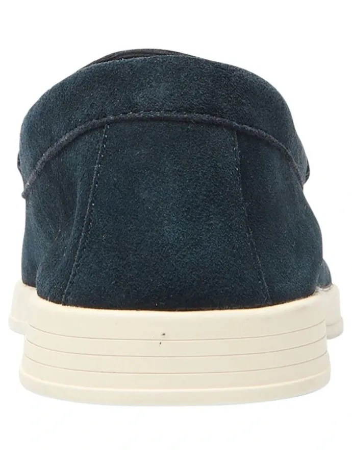 Marcs Valiant Loafers in Navy Suede