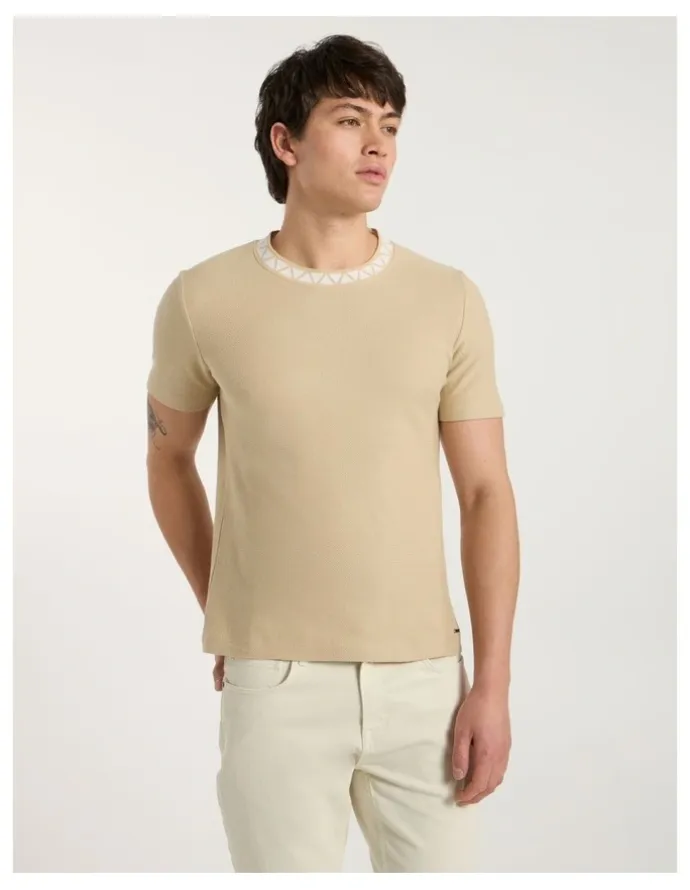 Marcs Boston Textured Tee in Latte