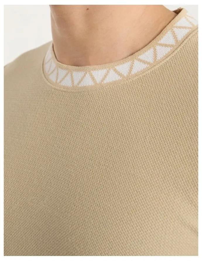 Marcs Boston Textured Tee in Latte