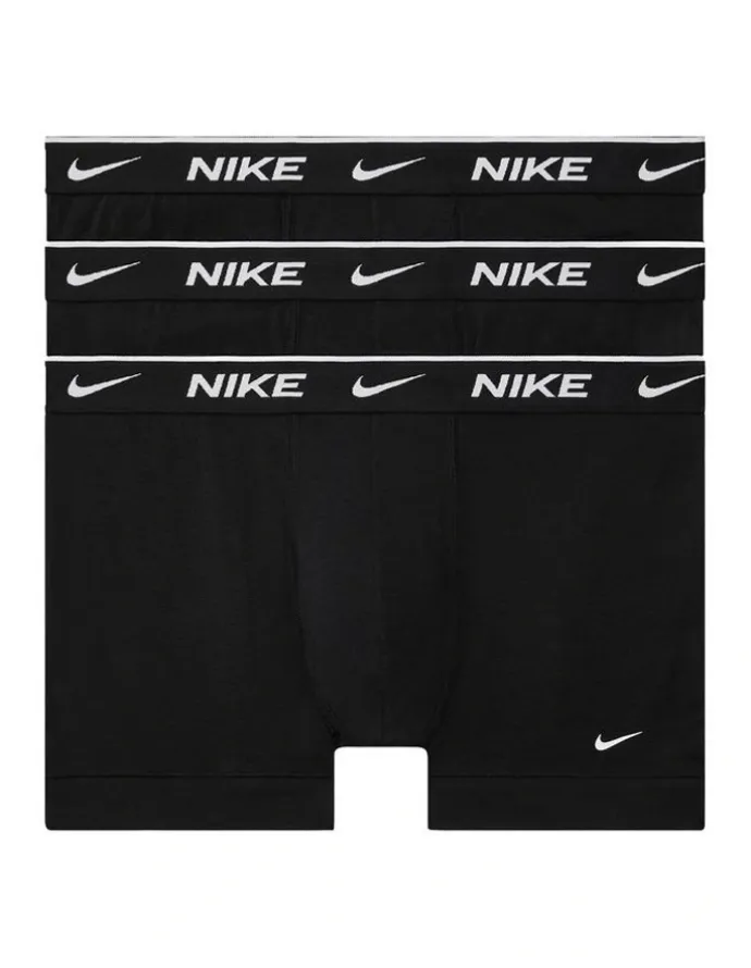 Nike Everyday Stretch Trunks 3 Pack in Black