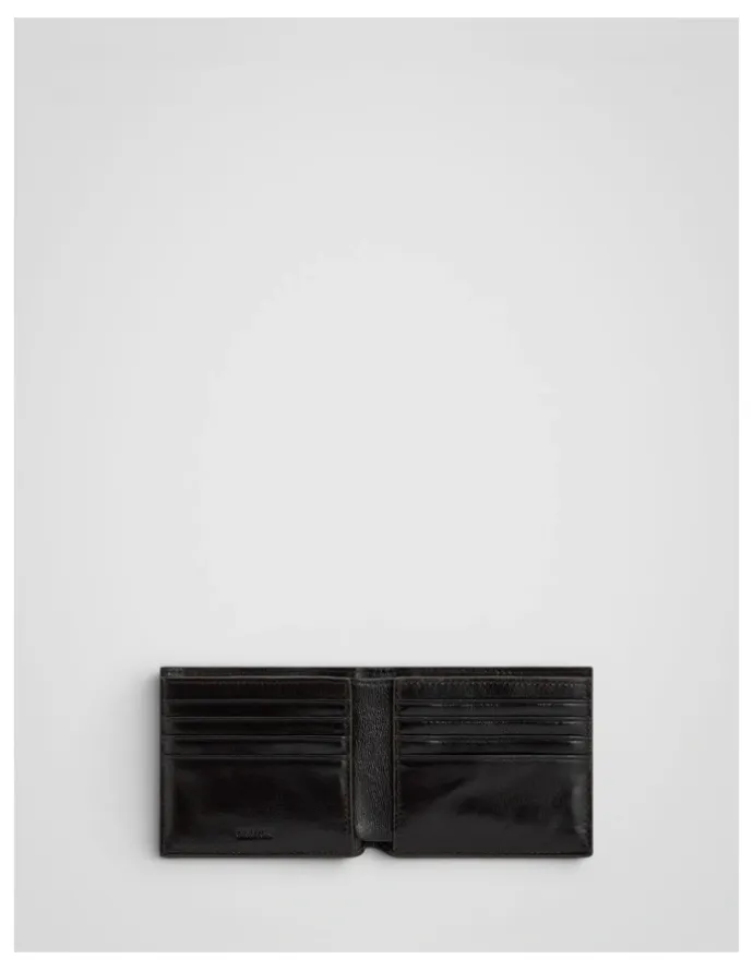Oroton Jordan Crackle Bifold Wallet in Dark Chocolate