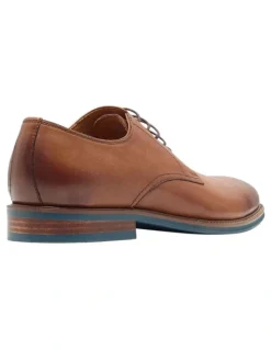 Oxford Carter Leather Derby Shoes in Walnut