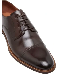 Oxford Hudson Toe Cap Derby Shoe in Dark Brown