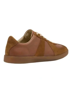Oxford Max Leather/Suede Trainer in Tan